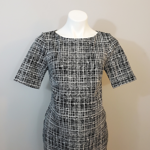 A Pea in the Pod Maternity Sheath Dress Black Med - Picture 3 of 9